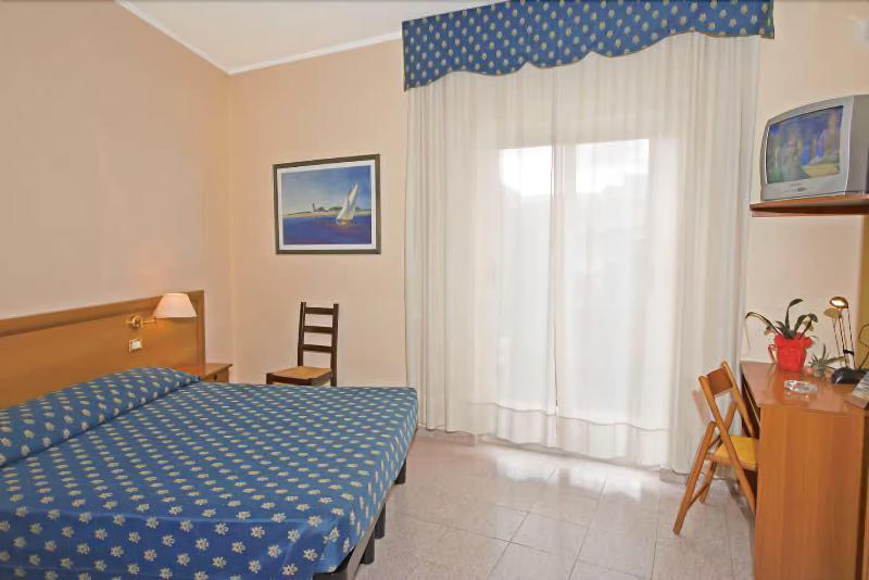 Hotel Torre Antica Loano Εξωτερικό φωτογραφία