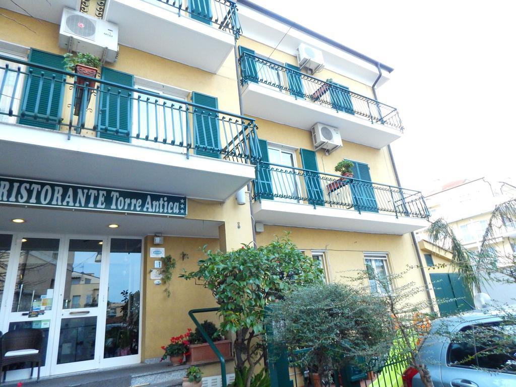 Hotel Torre Antica Loano Εξωτερικό φωτογραφία